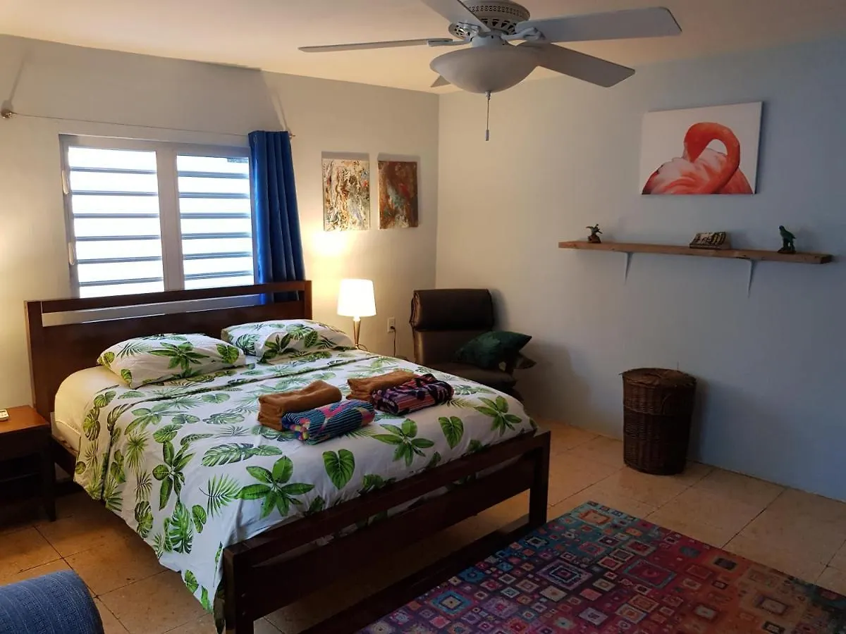 Holiday home Charming Home One Block From The Sea Willemstad